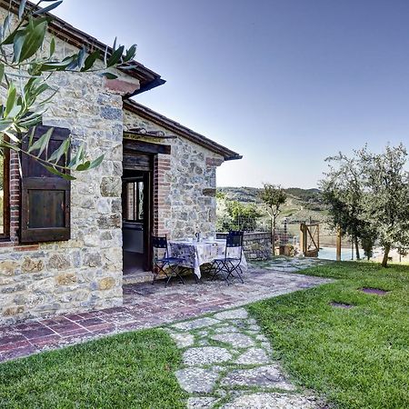 غايولي إن كيانتي Tulipano Country Resort المظهر الخارجي الصورة